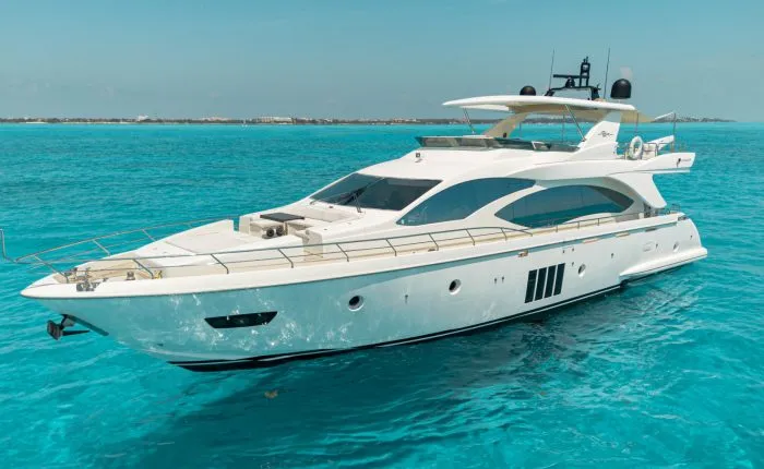 Azimut 84 Yacht